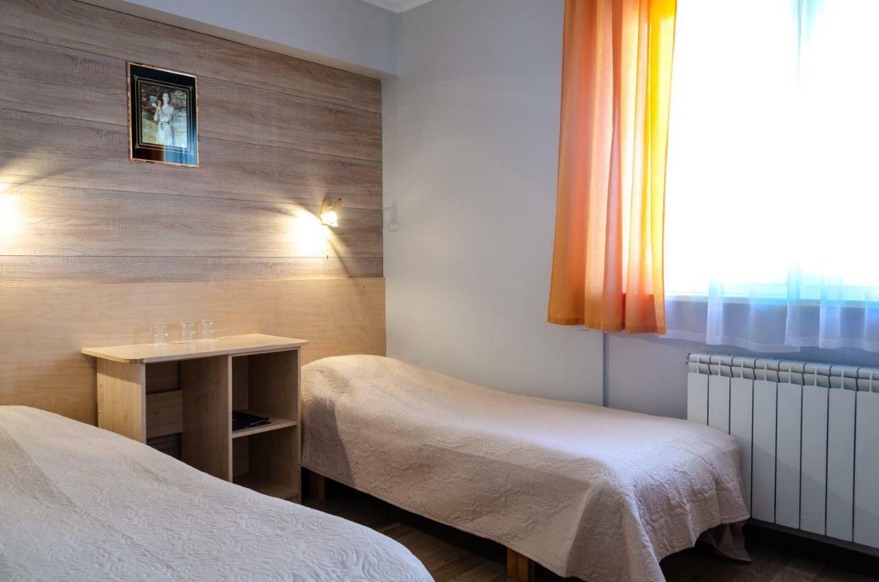 טאלין Lillekuela Hotel מראה חיצוני תמונה