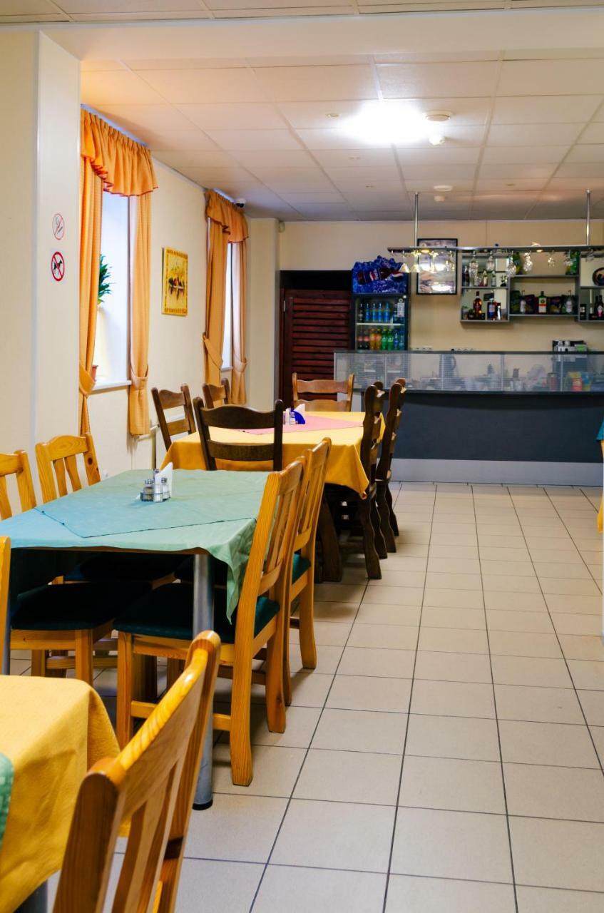 טאלין Lillekuela Hotel מראה חיצוני תמונה